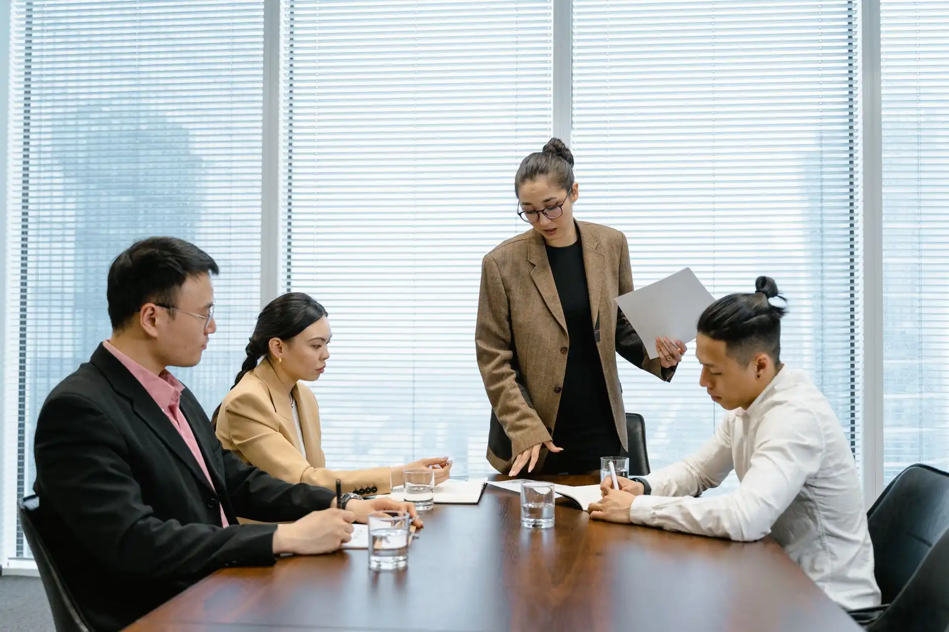 海南锐桦刚机电设备有限公司工业设备配件供应清单及选型要点